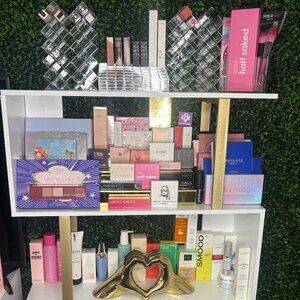 Meet your Posher, Created By Q